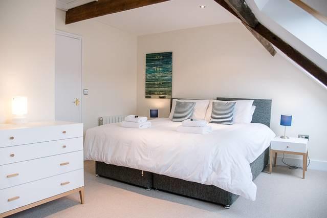 Serendipity, Aldeburgh - An Apartment On The High Street! Екстер'єр фото